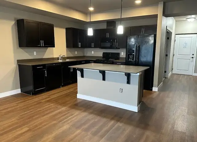 Photo of 6563 McDonald Ave, Gig Harbor, WA 98335