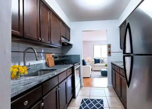 Property at West Central Apartments - 111 W Central Blvd, Palisades Park, NJ, 07650, 1 bed, 1 bath, [object Object]