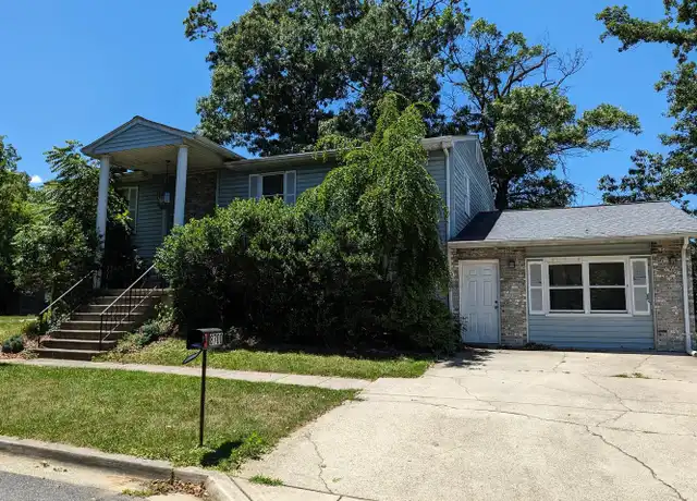 Property at 8700 37th Ave, College Park, MD, 20740, 8 beds, 4 baths, [object Object]