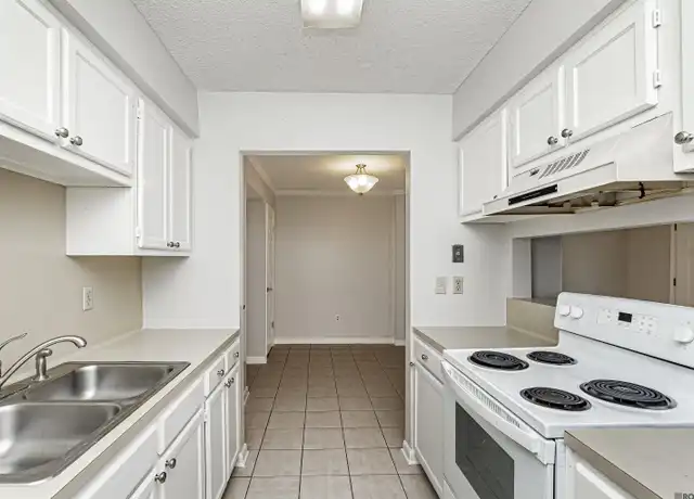 Property at 8335 Summa Ave Unit H3, Baton Rouge, LA, 70809, 3 beds, 2 baths, [object Object]