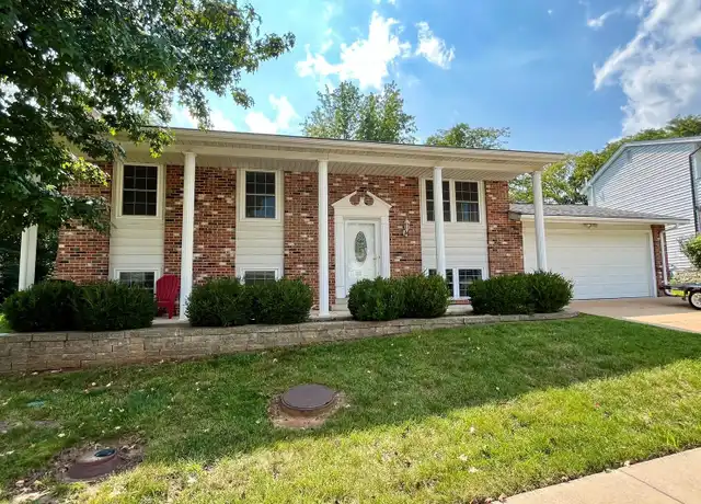 Property at 1378 Green Mist Dr, Fenton, MO, 63026, 4 beds, 2 baths, [object Object]