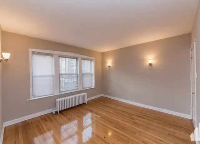 Property at 6647 N Greenview Ave, Chicago, IL, 60626, 2 beds, 1 bath, [object Object]