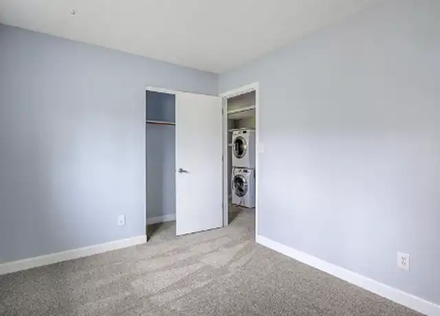 Property at 8231 Bold Forbes Ct Unit D, Indianapolis, IN, 46217, 1 bed, 1 bath, [object Object]