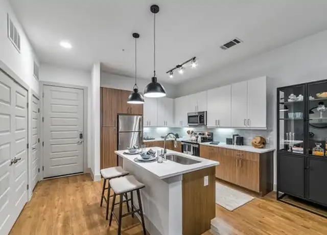 Property at 316 S Hall St Unit 3495, Dallas, TX, 75226, 2 beds, 2 baths, [object Object]