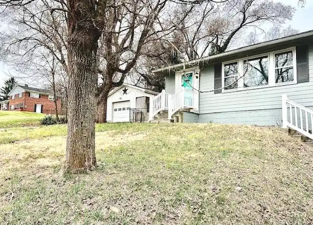 Property at 2615 Delmar Orchard Rd, Martinsburg, WV, 25403, 2 beds, 2 baths, [object Object]