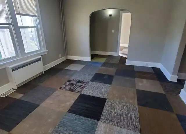 Property at 1933 Case Ave Unit 2, Racine, WI, 53403, 3 beds, 1 bath, [object Object]