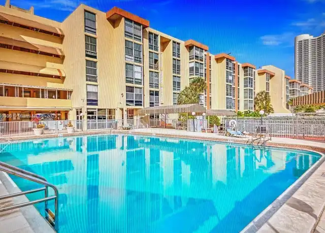 Property at 210 172nd St #233, Sunny Isles Beach, FL, 33160, 1 bed, 1 bath, [object Object]