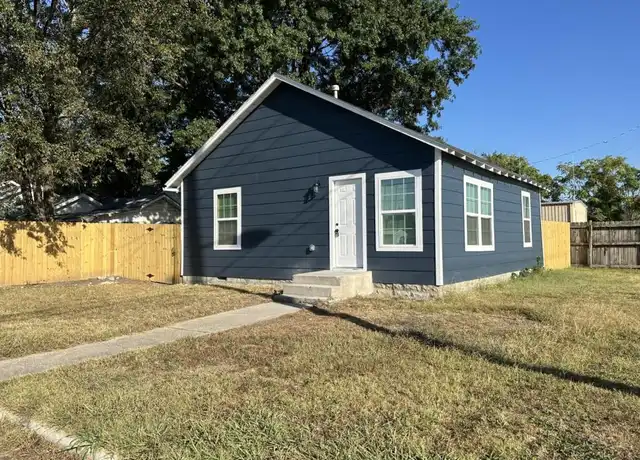Property at 315 2nd Ave SE, Miami, OK, 74354, 2 beds, 1 bath, [object Object]