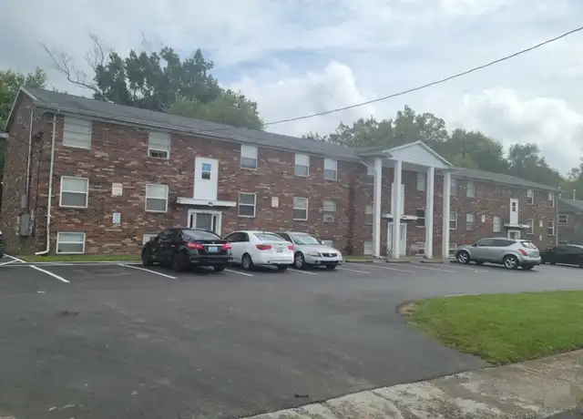 Property at 3515 Georgetown Pl, Louisville, KY, 40215, 2 beds, 1 bath, [object Object]