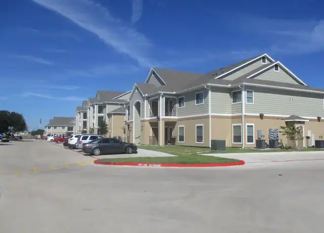 Property at 5201 Kostoryz Rd, Corpus Christi, TX, 78415, 1 bed, 1 bath, [object Object]