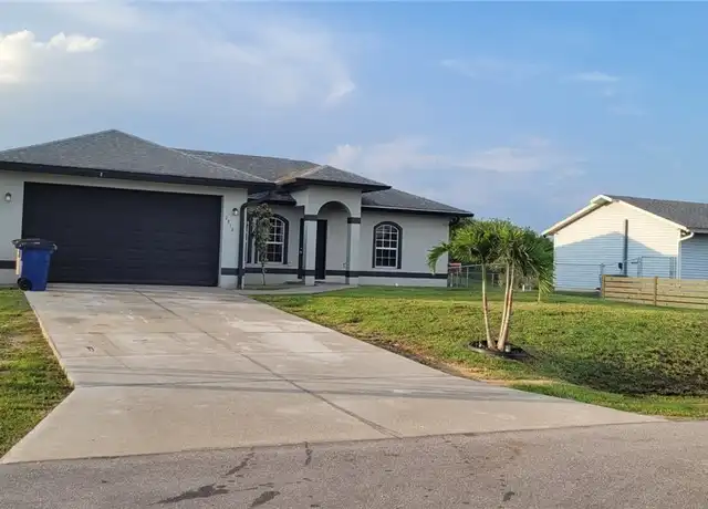 Property at 3916 13th St SW, Lehigh Acres, FL, 33976, 3 beds, 2 baths, [object Object]