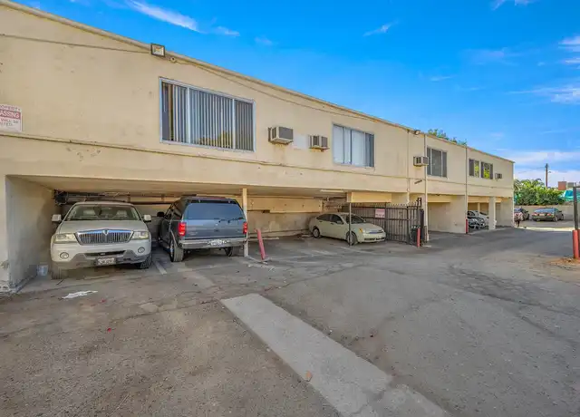 Property at 6633 Vineland Ave, North Hollywood, CA, 91606, 0 beds, 1 bath, [object Object]