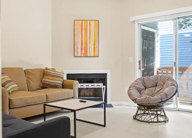 Property at 4220 Wilshire Blvd Unit 202C, Wilmington, NC, 28403, 1 bed, 1 bath, [object Object]