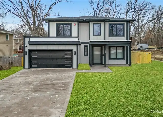 Property at 148 Oak St, Lake Zurich, IL, 60047, 4 beds, 3.5 baths, [object Object]