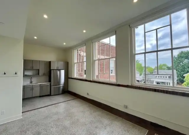 Property at 1810 Sils Ave Unit 303, Louisville, KY, 40205, 1 bed, 1 bath, [object Object]