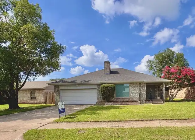 Property at 1610 Aldrich Ave, Wichita Falls, TX, 76302, 3 beds, 2 baths, [object Object]