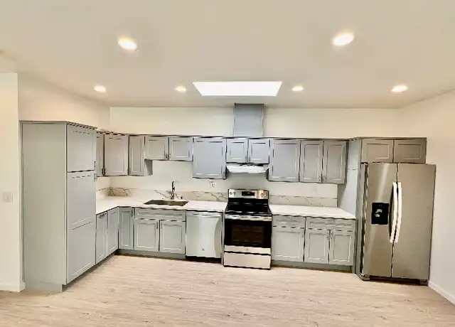 Property at 859 W 43rd Pl, Los Angeles, CA, 90037, 3 beds, 2 baths, [object Object]