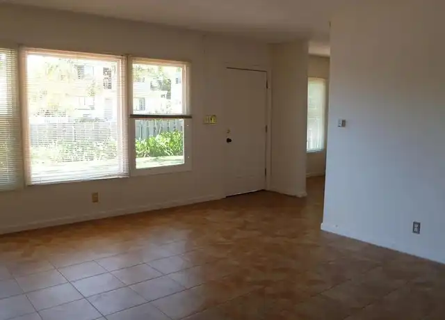 Property at 6752 Trigo Rd Unit 6752, Isla Vista, CA, 93117, 1 bed, 1 bath, [object Object]