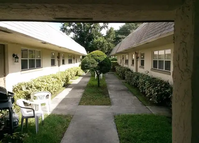 Property at 481 Banks Rd Unit 1, Margate, FL, 33063, 2 beds, 1 bath, [object Object]