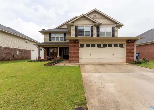 Property at 2524 Oak Place Dr SE, Huntsville, AL, 35803, 5 beds, 3.5 baths, [object Object]