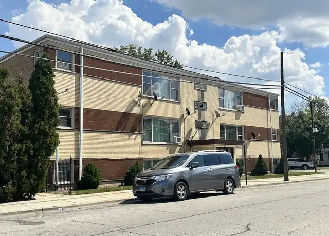 Property at 6151 76th Ave Unit 2N, Summit, IL, 60501, 2 beds, 1 bath, [object Object]
