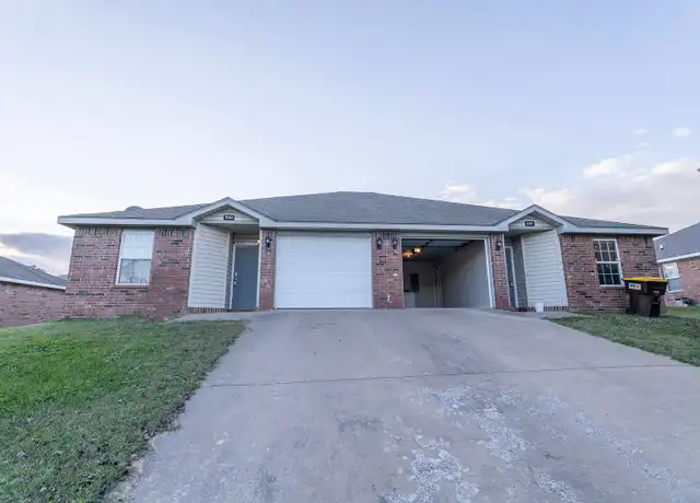 Property at 238 Graystone Cir Unit 238, Centerton, AR, 72719, 3 beds, 2 baths, [object Object]