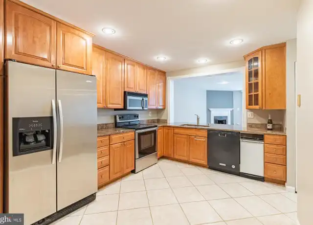 Property at 1773 S Hayes St #1, Arlington, VA, 22202, 3 beds, 2.5 baths, [object Object]