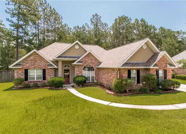 Property at 111 Autumn Wind Ln, Mandeville, LA, 70471, 3 beds, 2 baths, [object Object]