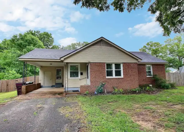 Property at 534 S Center St, Collierville, TN, 38017, 3 beds, 1 bath, [object Object]