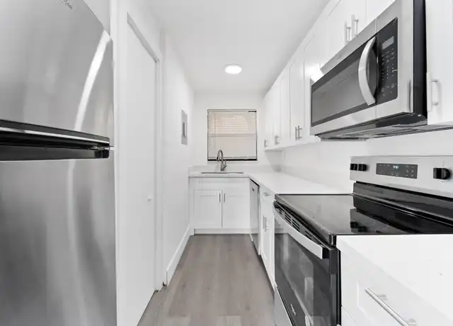 Property at 650 NE 149th St Unit 305A, Miami, FL, 33161, 2 beds, 1.5 baths, [object Object]