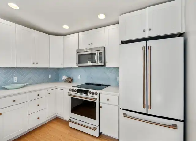 Property at 14 62nd St, Newburyport, MA, 01950, 3 beds, 2.5 baths, [object Object]