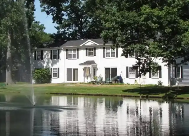 Property at Lake of the Woods - 6633 W Bancroft St, Toledo, OH, 43615, 1-3 bed, 1 bath, [object Object]