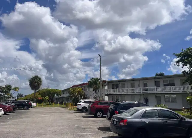 Property at 65 NE 202nd Ter Unit Q27, Miami, FL, 33179, 2 beds, 2 baths, [object Object]