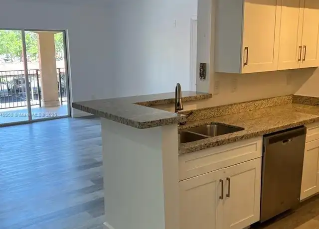 Property at 11700 SW 1st St #3205, Pembroke Pines, FL, 33025, 2 beds, 2 baths, [object Object]