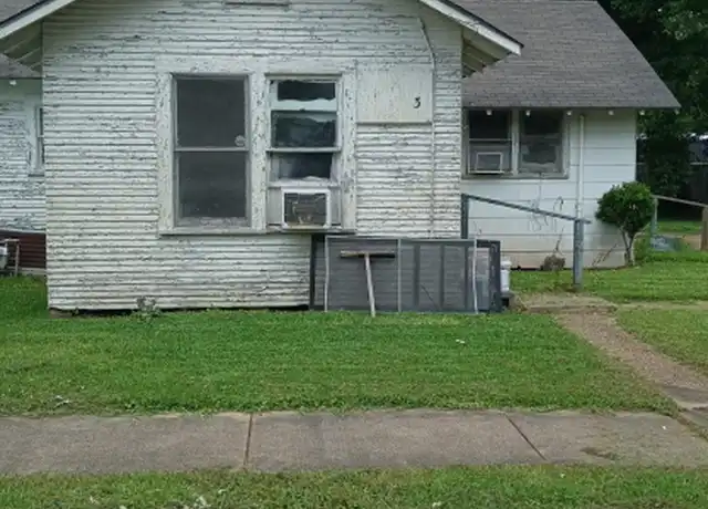 Property at 3 Louisiana Ave, Alexandria, LA, 71301, 3 beds, 1 bath, [object Object]