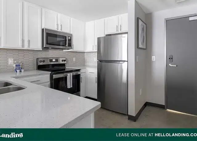 Property at 2021 10th Ave S, Birmingham, AL, 35205, 1 bed, 1 bath, [object Object]