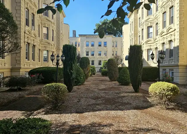 Property at 1862 Beacon St Unit 6-06, Brookline, MA, 02445, 1 bed, 1 bath, [object Object]