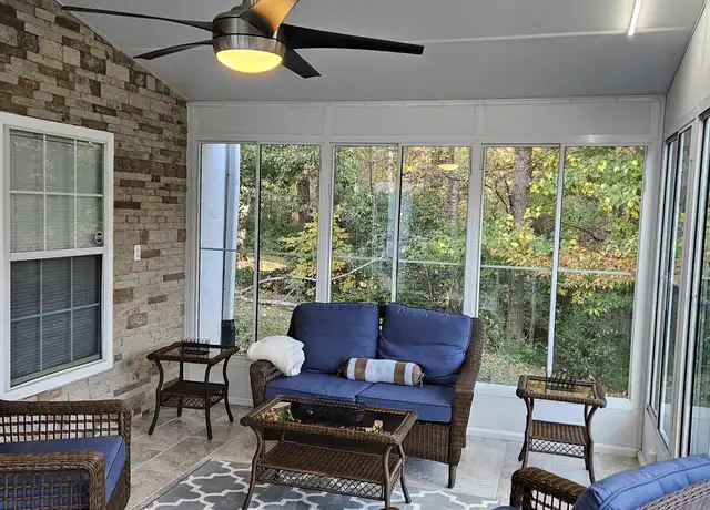 Property at 104 Tamara Ln, Oak Ridge, TN, 37830, 1 bed, 1 bath, [object Object]
