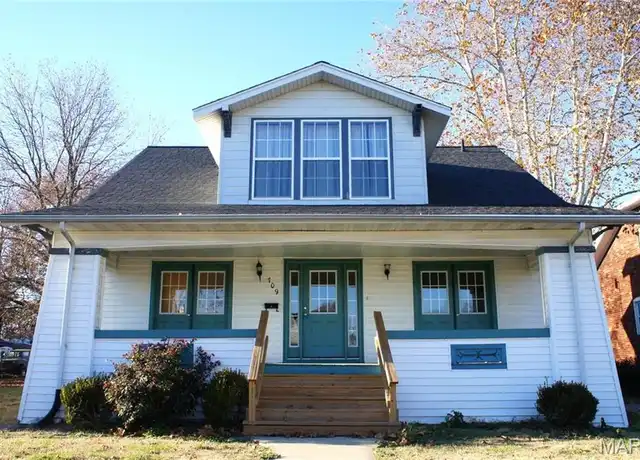 Property at 709 Lebanon Ave, Belleville, IL, 62221, 3 beds, 3 baths, [object Object]