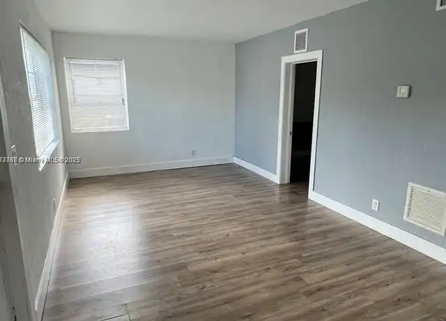 Property at 850 81st St #4, Miami Beach, FL, 33141, 2 beds, 1 bath, [object Object]
