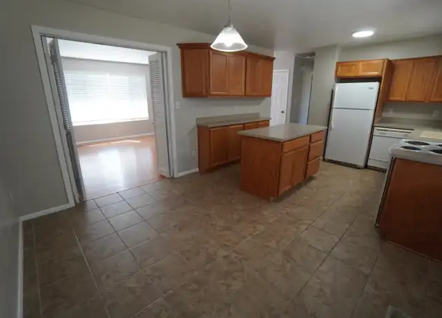 Property at 267 E 800 S, Layton, UT, 84041, 3 beds, 2 baths, [object Object]