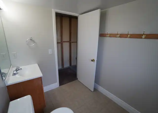 Property at 267 E 800 S, Layton, UT, 84041, 3 beds, 2 baths, [object Object]