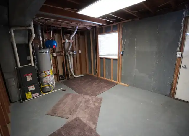 Property at 267 E 800 S, Layton, UT, 84041, 3 beds, 2 baths, [object Object]
