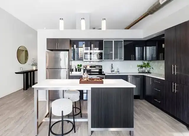 Property at The Collins - 1125 Sansom St, Philadelphia, PA, 19107, 1-2 bed, 1-2 bath, [object Object]