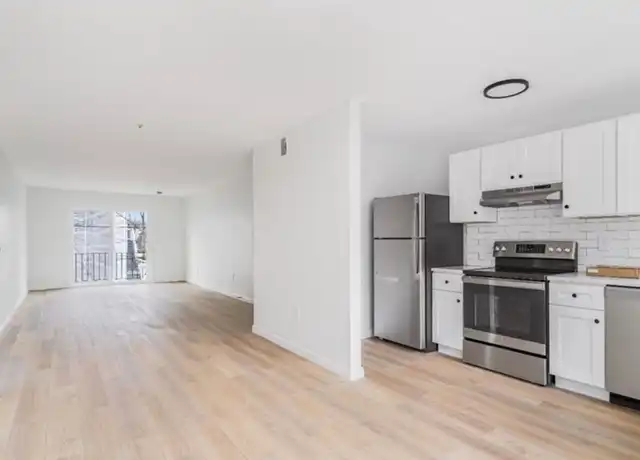 Property at 648 Washington St Unit 4, Braintree, MA, 02184, 2 beds, 1 bath, [object Object]