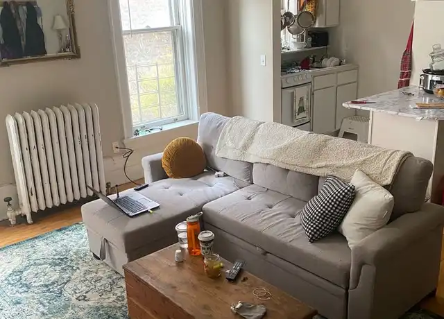 Property at 918 E Knapp St Unit 2, Milwaukee, WI, 53202, 1 bed, 1 bath, [object Object]