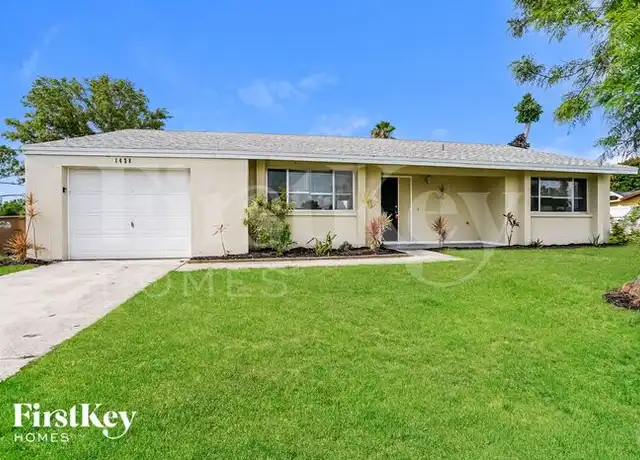 Property at 1428 SE 30th Ter, Cape Coral, FL, 33904, 3 beds, 2 baths, [object Object]