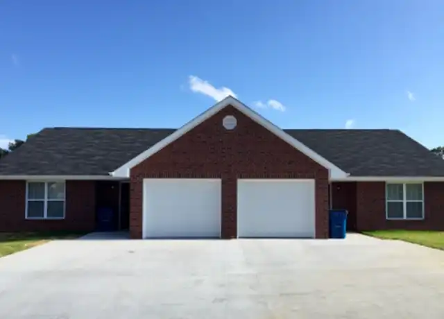 Property at 30 Sunshine Ln, Manchester, TN, 37355, 2 beds, 2 baths, [object Object]