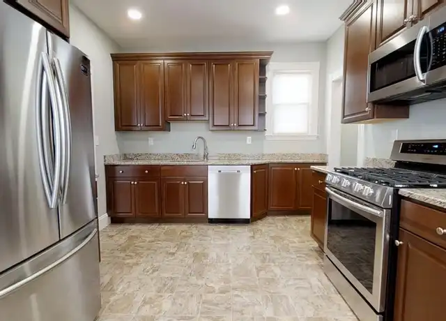 Property at 16 Church St Unit 3-R, Belmont, MA, 02478, 2 beds, 1 bath, [object Object]