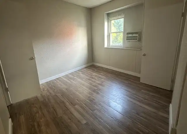 Property at 9982 S Broadway Unit 4R, St. Louis, MO, 63125, 0 beds, 1 bath, [object Object]